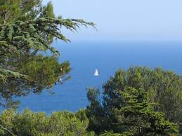 Cottage With AC Near Beach, Agde