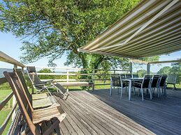 Vintage Villa With Private Garden in Rendeux