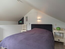 Vintage Villa With Private Garden in Rendeux