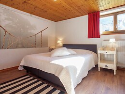 Vintage Villa With Private Garden in Rendeux