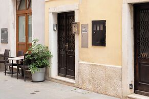 Apartments Leonel Piran
