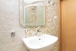 Apartments Leonel Piran