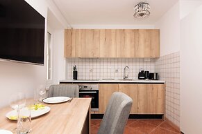 Apartments Leonel Piran