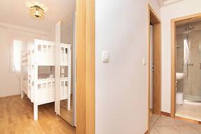 Apartments Leonel Piran