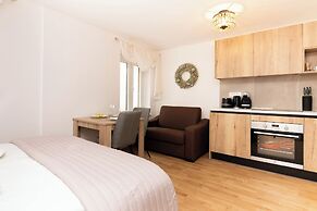Apartments Leonel Piran