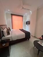 HOTEL IVORY INN