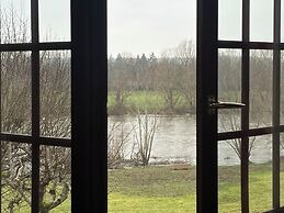 La Chaumiere De L'Eau Sauvage