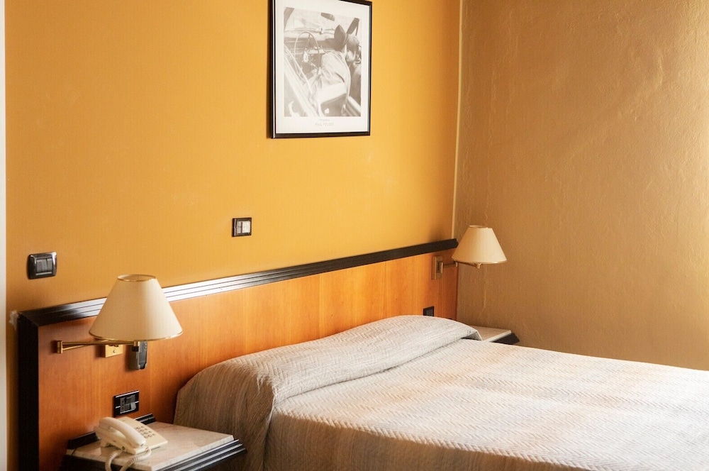 Hotel Milano Pool & Garden