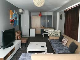 İNCİ House