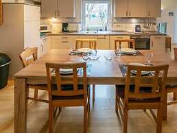 Flood Comfortable Holiday Residence