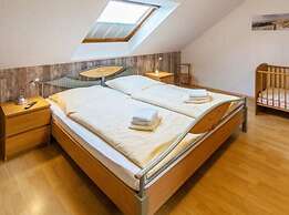 Flood Comfortable Holiday Residence