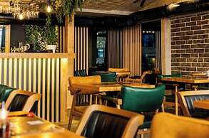 Hotel Dum by Muskat