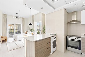 Silkhaus Marina Rise Towers