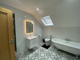 Cloud Nine With Private Hottub - The Last Resort