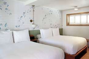 The Beach Motel
