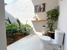 House of Yin
