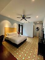 Bayu Bayu Hotel by Soft Loft