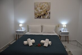 Kourites Apartments