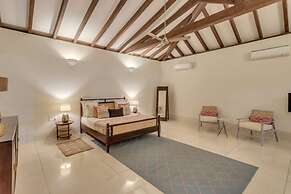 Casa Brilhante 4BR Private Pool Villa nr Assagao