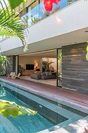 Villa Fiji