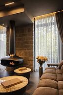 Monte Pine Chalet 1