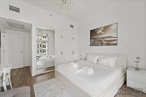 WelHome - Beautiful 1BR Apt. in Al Barsh
