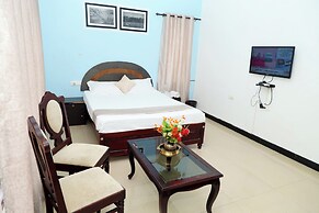 ELK HILL PALACE