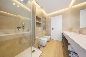 Arya Guest House