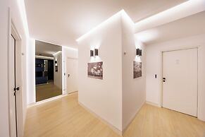 Arya Guest House
