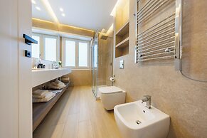 Arya Guest House