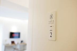 Arya Guest House