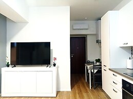 Mayflowers Apartment  - Biancospini