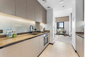 Waves - Fully Equipped Studio for a Perf