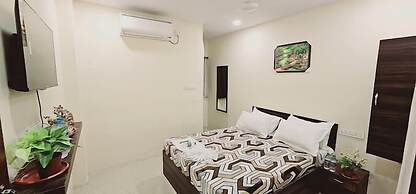 YADUKUL HOTEL