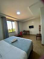 Twiga Whitehouse Villas
