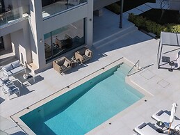 Royal Bird Villa