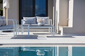 Royal Bird Villa