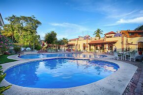 Hotel Garza Canela