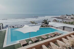 Wave House