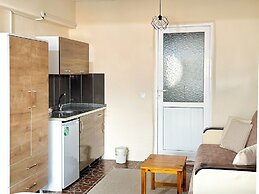Şahan Apart