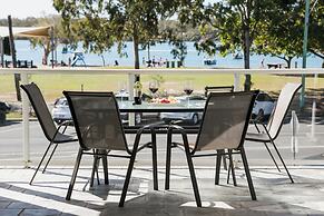 Lazy Days by Stay Noosa