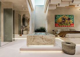 Cafe del Mar Hotel