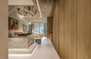 Cafe del Mar Hotel