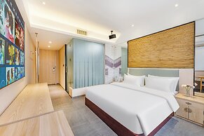 Lemon Breeze Hotel