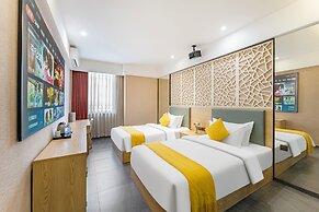 Lemon Breeze Hotel