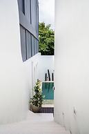 Ocean Castle Berawa Villa by Betterplace