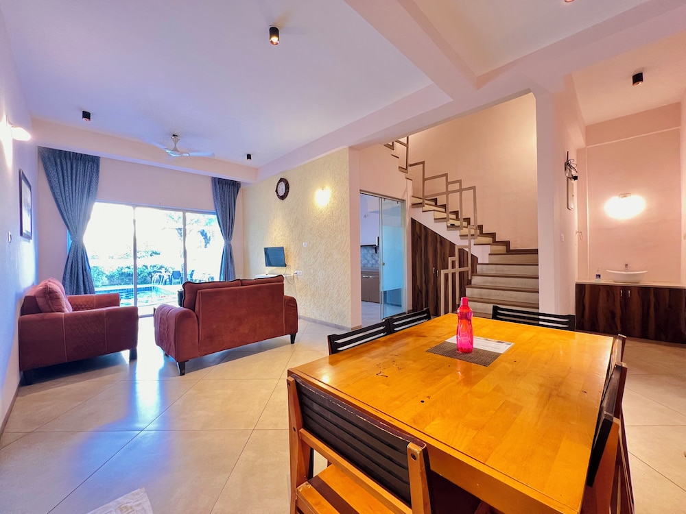 Oakhaven 4 BHK With Pvt Pool By Stellar Stays