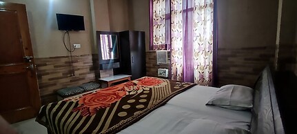 Hotel Ishaan International