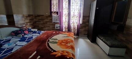 Hotel Ishaan International