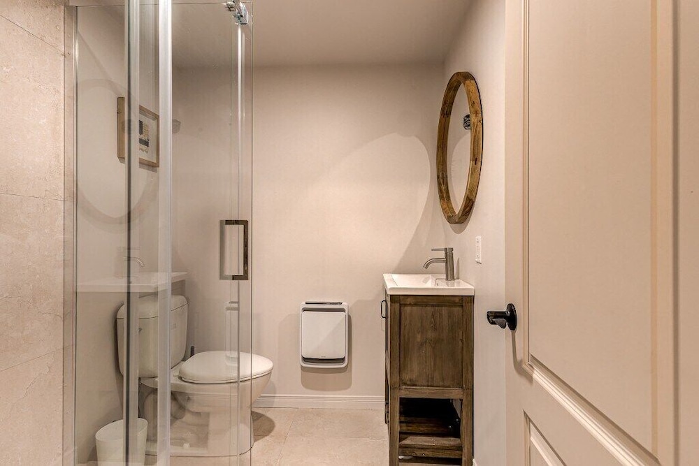 Two bedroom Escape in Old Quebec